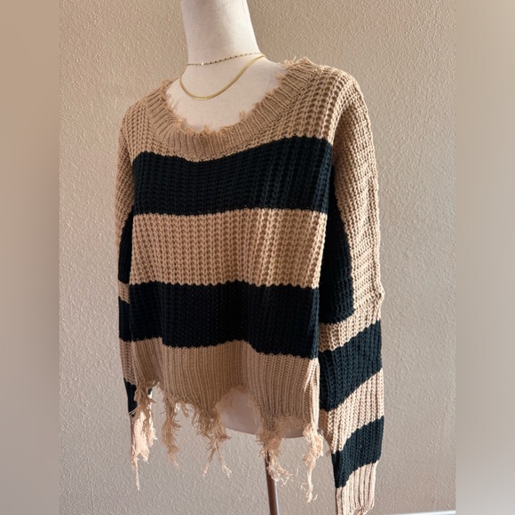 Striped distressed sweater in taupe and black - Picture 3 of 10
